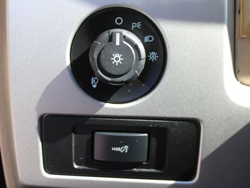 Used 2014 Ford F150 Lariat w/ Equipment Group 501A Mid RWD image 31