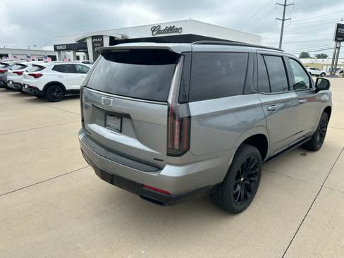 Used 2026 Cadillac Escalade Sport w/ LPO, ONYX Package AWD/4WD image 2