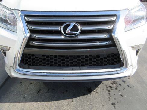 Used 2017 Lexus GX 460 Premium AWD/4WD image 15