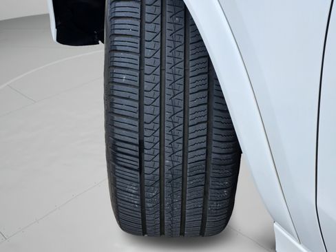 Certified 2025 Mercedes-Benz GLE 450 4MATIC image 30