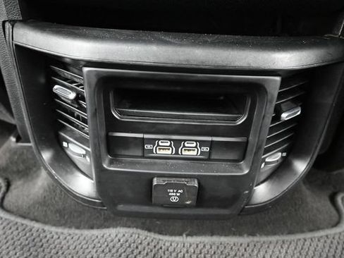 Used 2023 RAM 1500 Laramie AWD/4WD image 23
