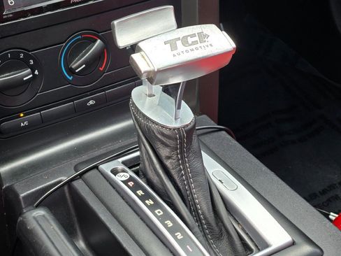 Used 2006 Ford Mustang GT Premium image 19