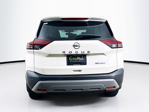 Used 2023 Nissan Rogue SV AWD/4WD image 7