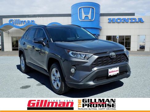 Used 2020 Toyota RAV4 XLE w/ Convenience Package image 1