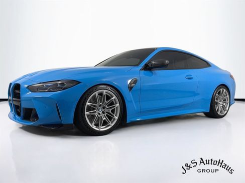 Used 2024 BMW M4 Coupe w/ M Carbon Exterior Package RWD image 3