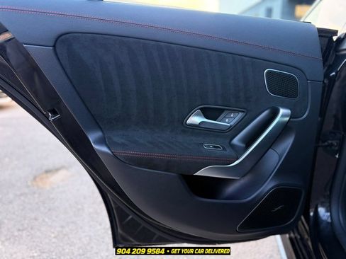 Used 2020 Mercedes-Benz CLA 35 AMG 4MATIC image 26