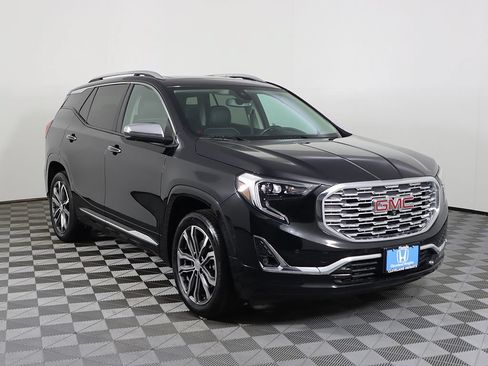 Used 2020 GMC Terrain Denali w/ Denali Premium Package AWD/4WD image 67