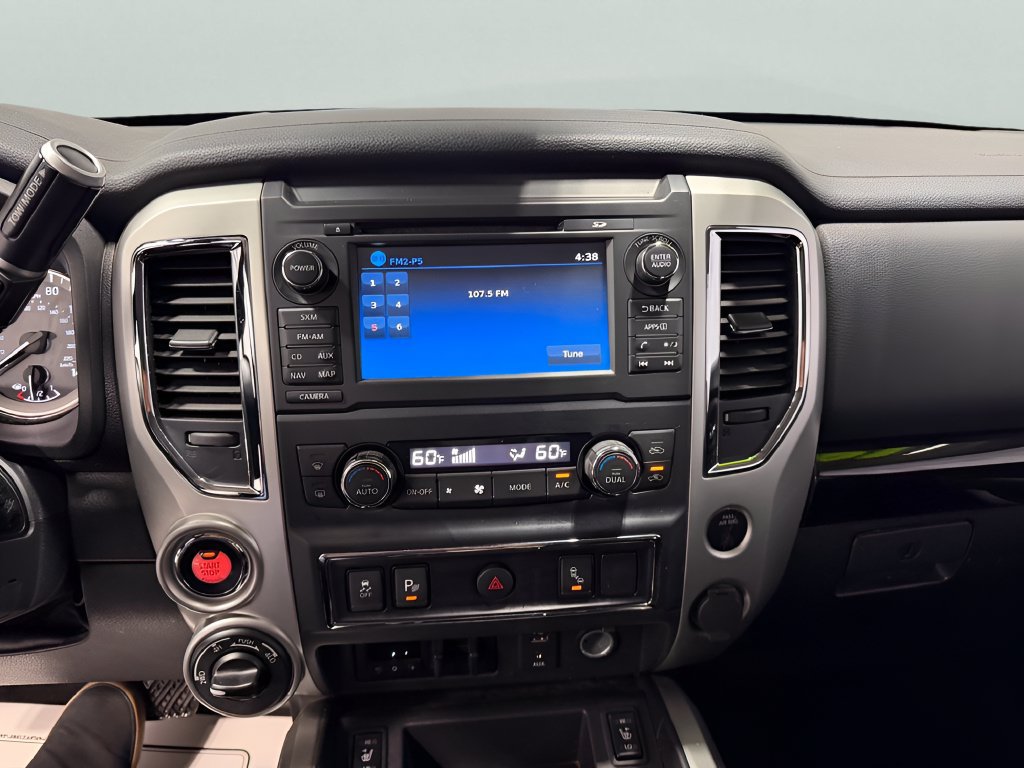 Used 2018 Nissan Titan SV w/ SV Convenience Package AWD/4WD image 16