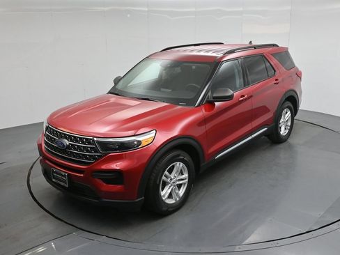 Used 2023 Ford Explorer XLT RWD image 34