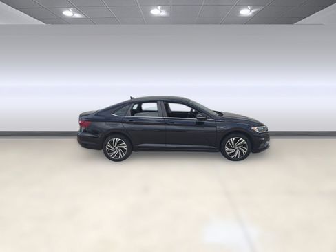Used 2021 Volkswagen Jetta SEL Premium image 5