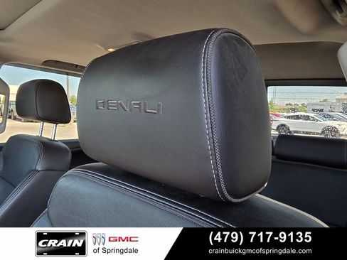 Used 2016 GMC Sierra 1500 Denali w/ Denali Ultimate Package AWD/4WD image 22
