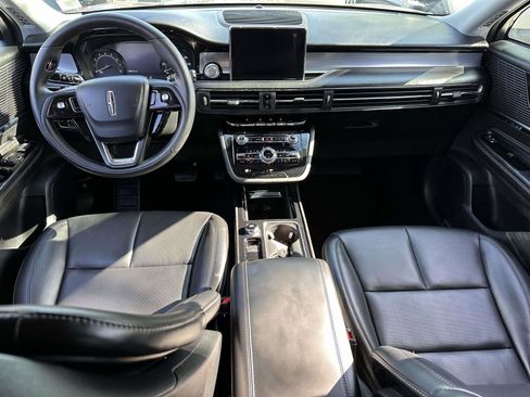 Used 2022 Lincoln Corsair AWD w/ Equipment Group 101A image 17