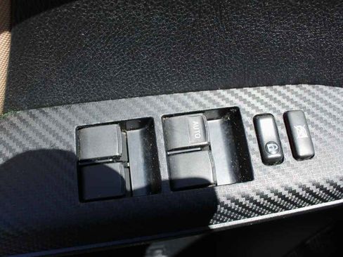 Used 2015 Toyota RAV4 XLE image 11