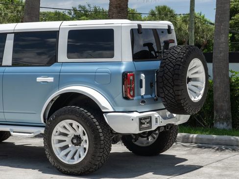 Used 2023 Ford Bronco Wildtrak AWD/4WD image 5