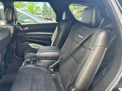 Used 2018 Dodge Durango SRT w/ Technology Group AWD/4WD image 14