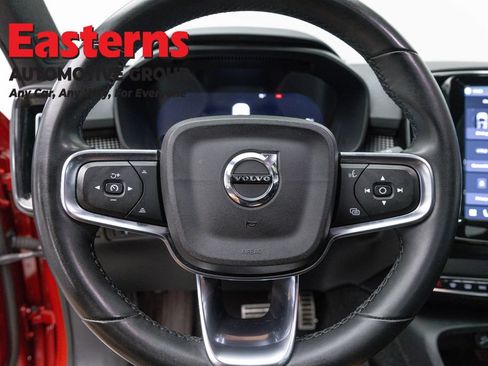 Used 2022 Volvo XC40 P8 Recharge Plus AWD/4WD image 10