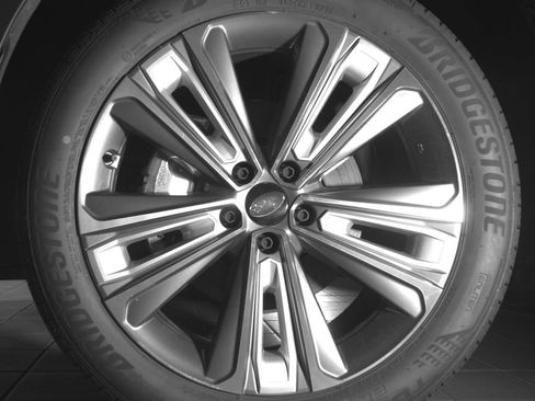 Used 2023 Subaru Solterra AWD image 21
