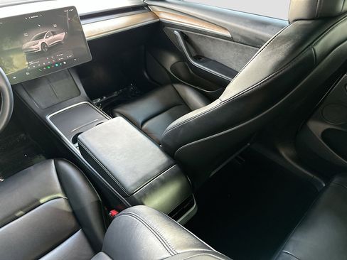 Used 2022 Tesla Model 3 Long Range image 24