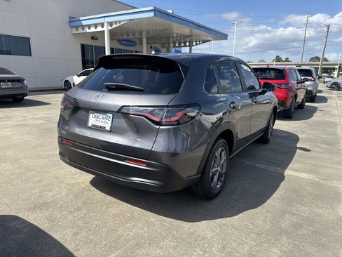 New 2026 Honda HR-V LX image 4