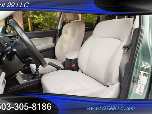 Used 2014 Subaru Forester 2.5i Premium AWD/4WD image 14