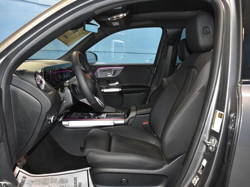 New 2026 Mercedes-Benz GLB 250 4MATIC image 7