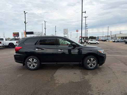 Used 2020 Nissan Pathfinder S FWD image 7