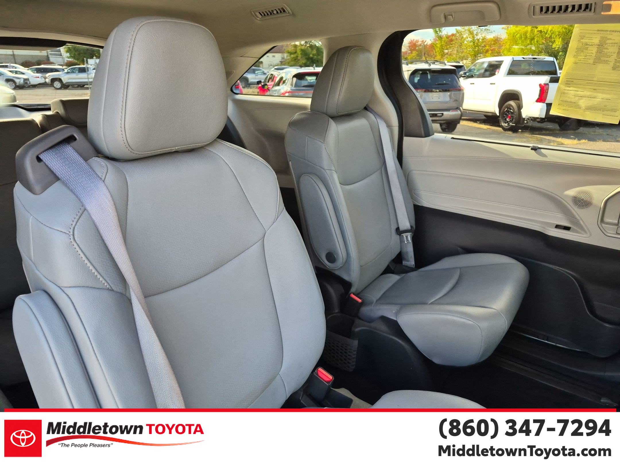 Certified 2024 Toyota Sienna XLE w/ XLE Plus Package AWD/4WD image 34