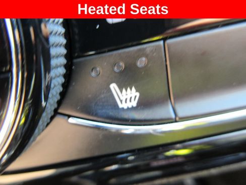 Certified 2023 Buick Encore GX Select w/ Sport Touring Package FWD image 17