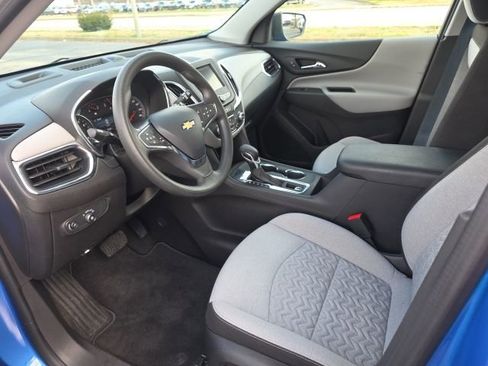 Used 2024 Chevrolet Equinox LS w/ LS Convenience Package image 7