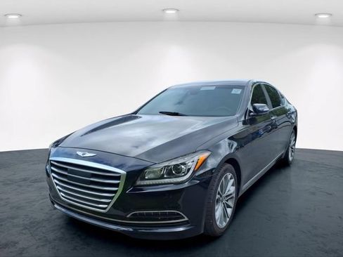 Used 2017 Genesis G80 3.8 RWD image 4