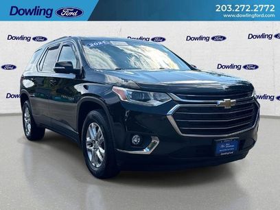 Used 2021 Chevrolet Traverse LT