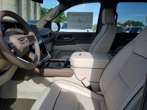 New 2026 GMC Yukon Denali RWD image 19
