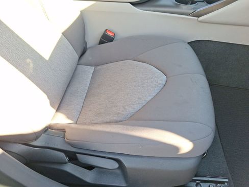 Used 2023 Toyota Camry LE image 33