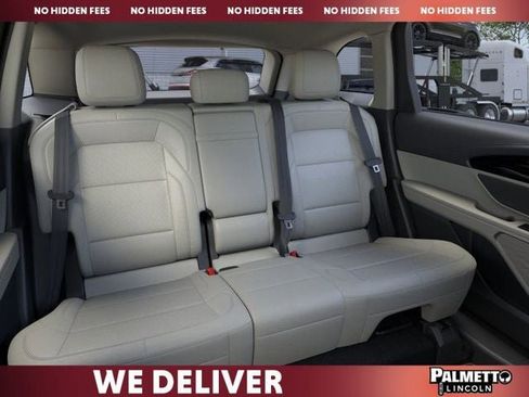 New 2026 Lincoln Nautilus Premier image 11