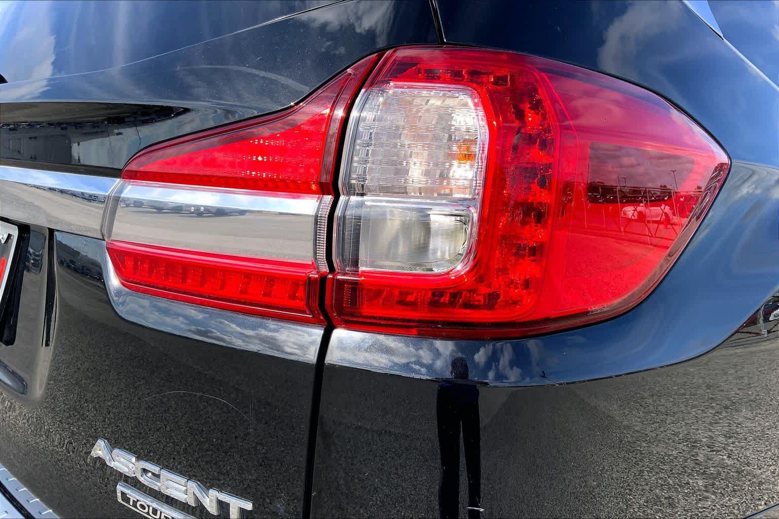 Used 2019 Subaru Ascent Touring w/ Popular Package #3 AWD/4WD image 10