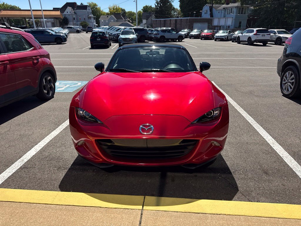 Used 2016 MAZDA MX-5 Miata Sport RWD image 2