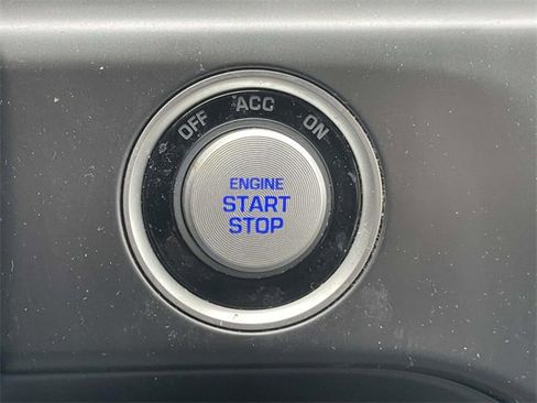 Used 2018 Hyundai Sonata Limited image 18