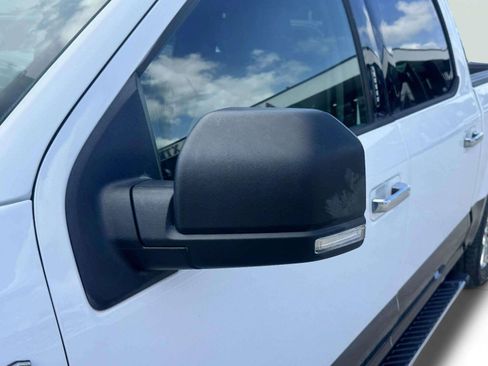 Used 2017 Ford F150 XLT w/ Equipment Group 302A Luxury RWD image 13
