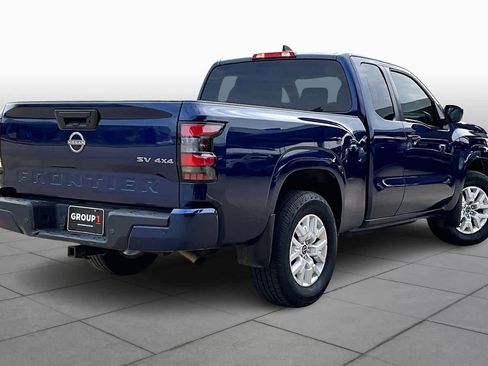 Used 2022 Nissan Frontier SV w/ Technology Package image 12