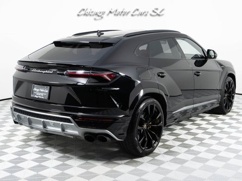 Used 2021 Lamborghini Urus AWD/4WD image 9