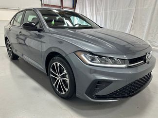 Used 2025 Volkswagen Jetta Sport image 1