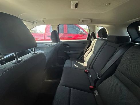 Used 2024 Nissan Rogue SV FWD image 7