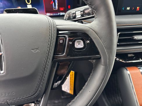 New 2026 Lincoln Aviator Black Label AWD/4WD image 18