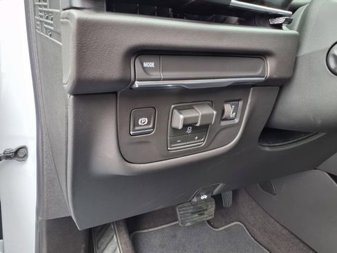 New 2026 Cadillac Escalade Luxury w/ LPO, Radiant Package RWD image 19