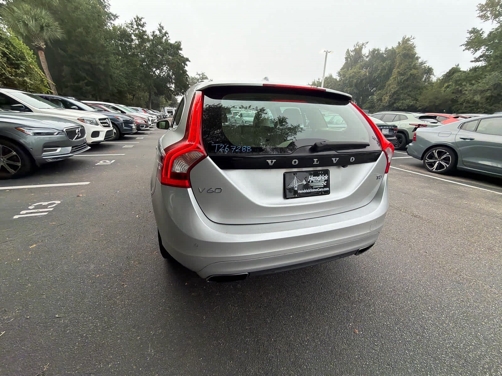 Used 2016 Volvo V60 T5 Platinum FWD image 12