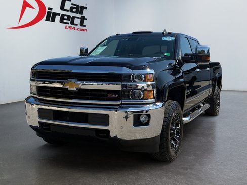 Used 2015 Chevrolet Silverado 2500 LTZ w/ Duramax Plus Package AWD/4WD image 10