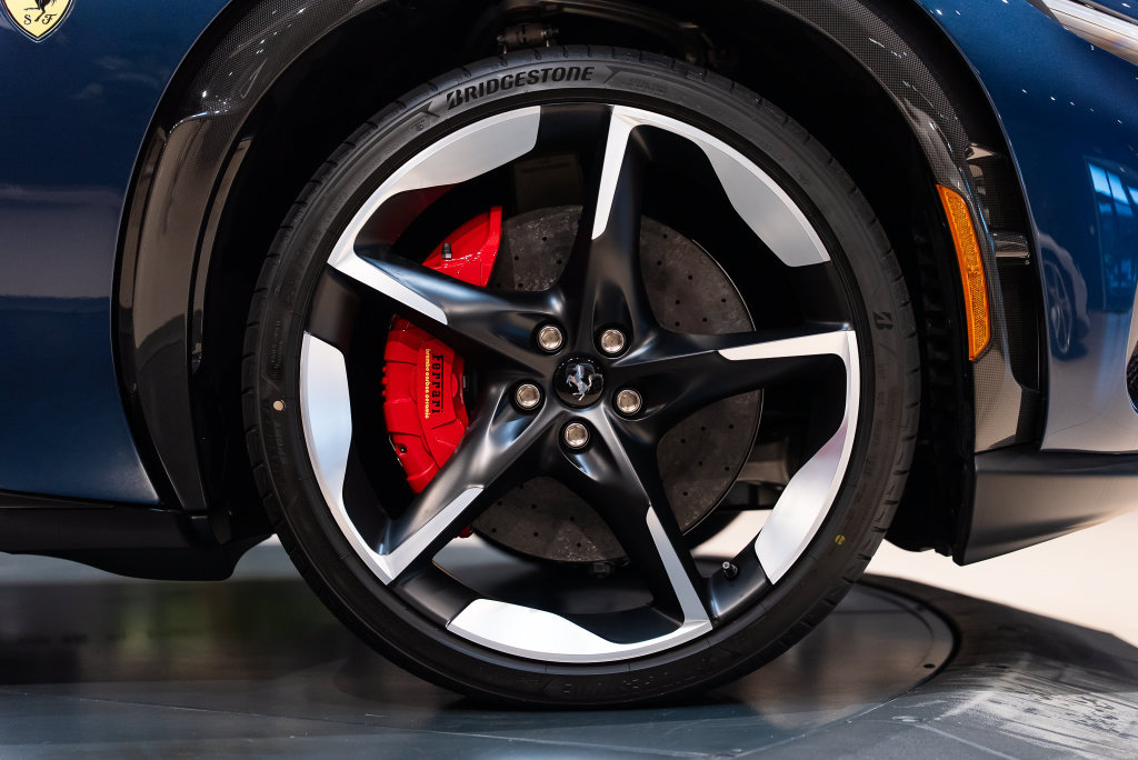 Used 2026 Ferrari Purosangue AWD/4WD image 16