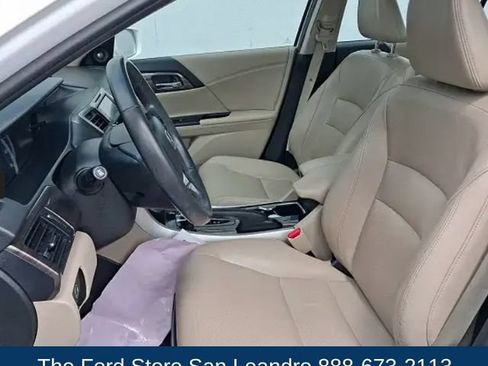 Used 2017 Honda Accord EX-L image 12