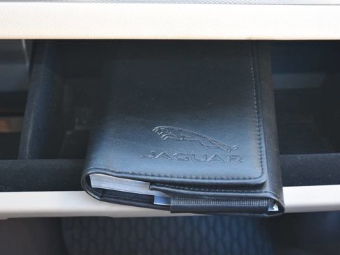 Used 2017 Jaguar XF Premium image 48