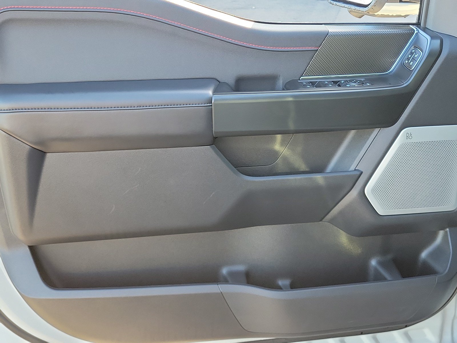 Used 2026 Ford F150 Raptor AWD/4WD image 13